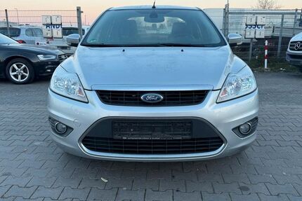Ford Focus 75.000 km 5.699 &euro; Dietzenbach 63128