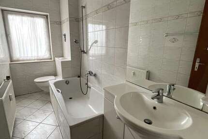 Wohnung zum Kaufen in Rodgau 185.000 € 74.06 m² 3 zimmer