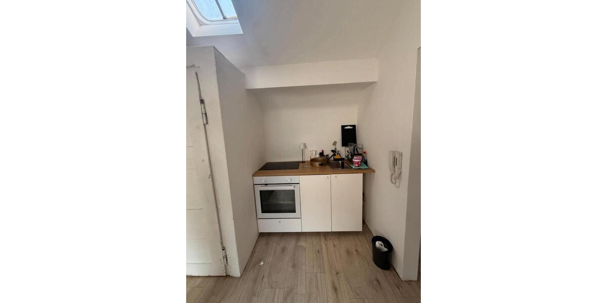 Dachgeschoßwohnung Darmstadt - 3 Zimmer, 64 m&sup2;, 1.100&euro; | Angebot:25440024