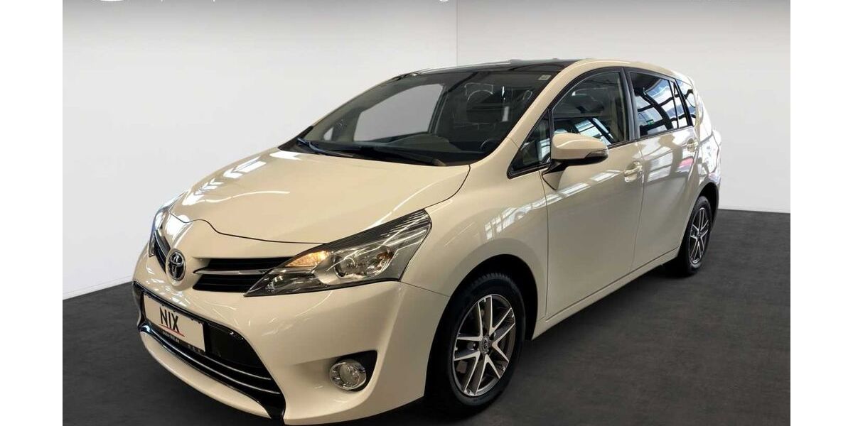 Toyota Verso 90.560 km 17.490 &euro; Frankfurt 60314