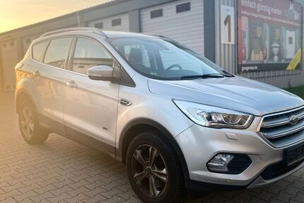 Ford Kuga 104.000 km 13.900 &euro; Groß Gerau 64521