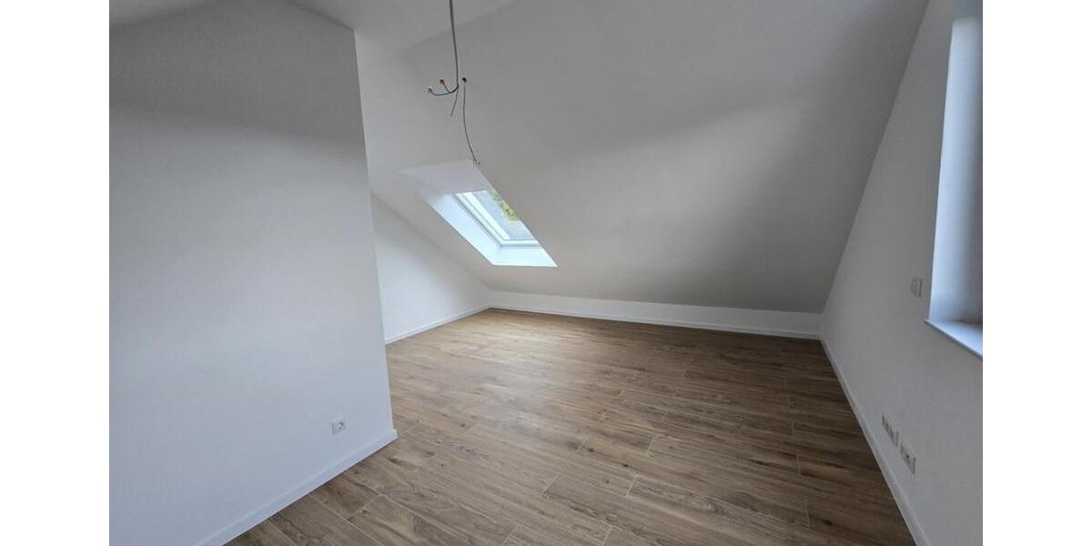 Reihenhaus Höchst im Odenwald - 4 Zimmer, 120 m&sup2;, 1.400&euro; | Angebot:23704908