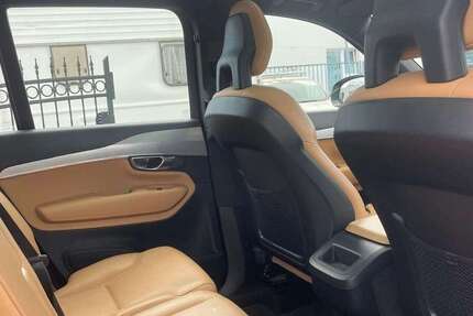 Volvo XC90 195.000 km 23.900 € Flörsheim am Main 65439