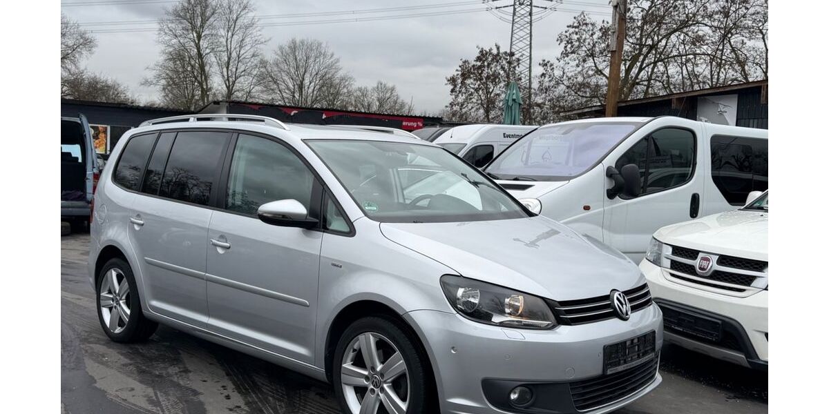 VW Touran 216.000 km 6.999 &euro; Frankfurt am Main 60486