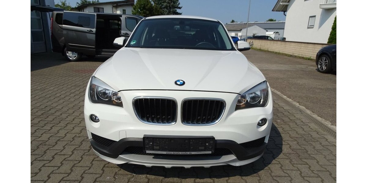 BMW X1 1.8l i sDrive, Steptronic, Sitzheizung, PDC hin 154.921 km 8.690 &euro; Rodgau 63110