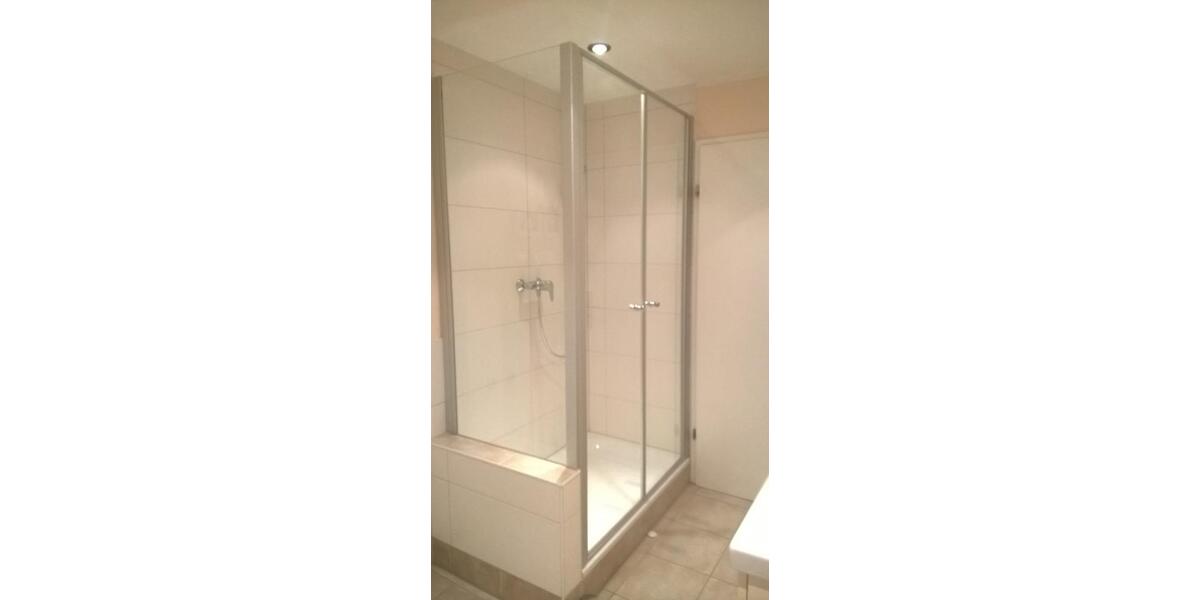 Bungalow Babenhausen - 4 Zimmer, 156 m&sup2;, 1.650&euro; | Angebot:24713802