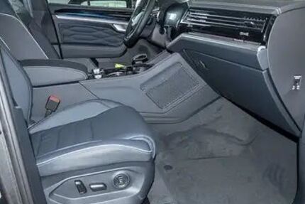 VW Touareg 13.200 km 84.200 &euro; Dietzenbach 63128