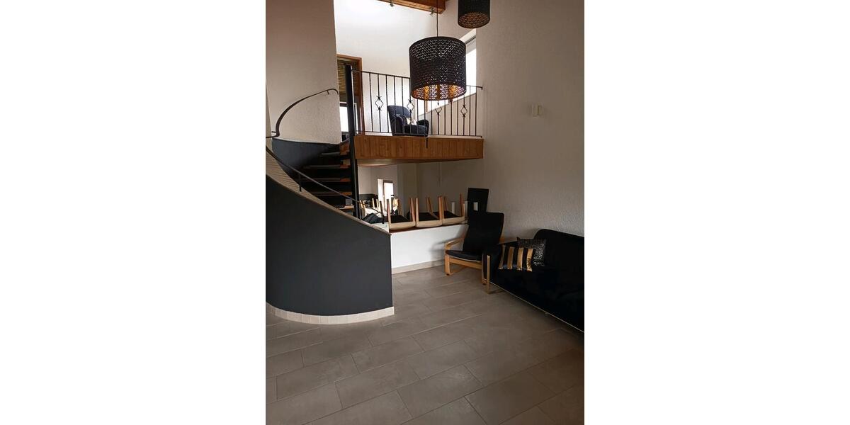 Etagenwohnung Reinheim - 3 Zimmer, 80 m&sup2;, 900&euro; | Angebot:25512380