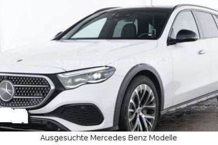 Mercedes-Benz E 300 22.000 km 66.400 € Lampertheim 68623