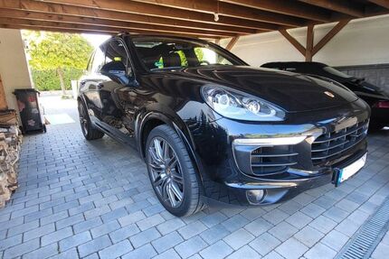 Porsche Cayenne 100.000 km 38.600 &euro; Obertshausen 63179