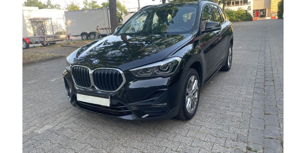 BMW X1 181.000 km 17.500 &euro; Darmstadt 64291