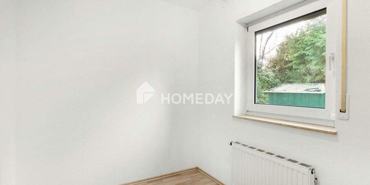 Mehrfamilienhaus, Wohnhaus Frankfurt Griesheim - 8 Zimmer, 175 m&sup2;, 399.000&euro; | Angebot:25389024