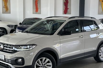 VW T-Cross 83.100 km 18.770 &euro; Frankfurt am Main 60386