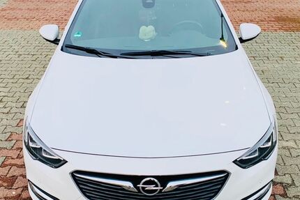 Opel Insignia 124.000 km 14.900 &euro; Darmstadt 64293