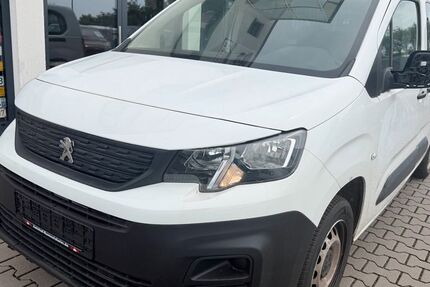 Peugeot Partner 58.000 km 9.590 &euro; Rüsselsheim 65428