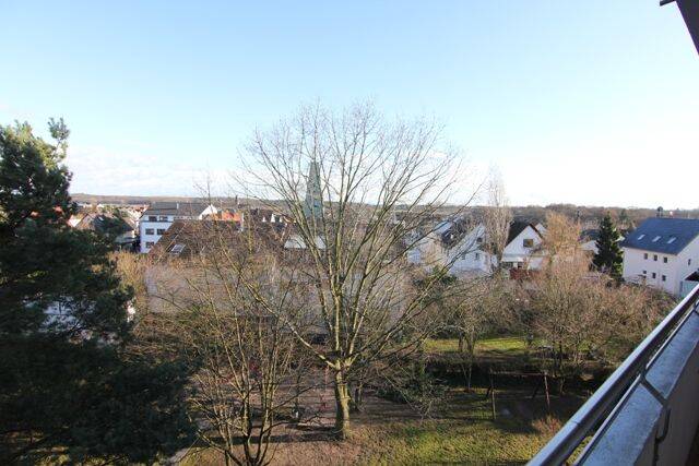Etagenwohnung Dreieich Götzenhain - 3 Zimmer, 89 m&sup2;, 285.000&euro; | Angebot:26778450