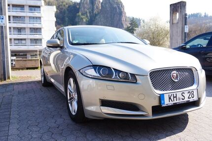 Jaguar XF 196.000 km 7.990 &euro; Frankfurt 60314