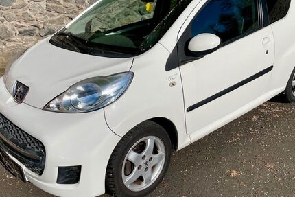 Peugeot 107 67.000 km 2.950 &euro; Lautertal-Lautern 64686