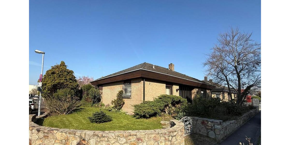 Einfamilienhaus Hochheim am Main - 12 Zimmer, 263 m&sup2;, 850.000&euro; | Angebot:26581793