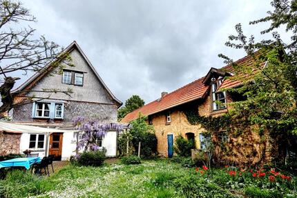 Charmantes saniertes Fachwerkhaus mit abgeschirmtem Garten in Ort 20 zimmer