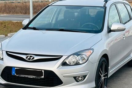 Hyundai i30 124.450 km 4.399 &euro; Hofheim 65719