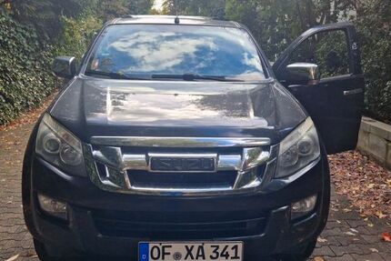 Isuzu D-Max 260.000 km 11.400 &euro; Frankfurt am Main 60431