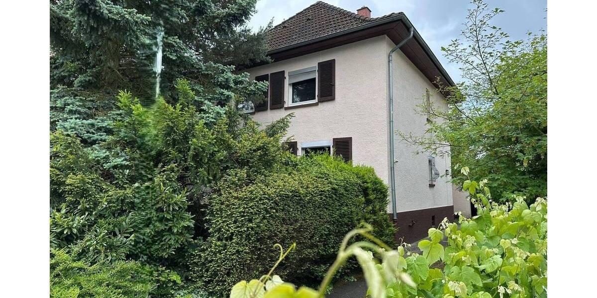 Einfamilienhaus Darmstadt / Eberstadt Eberstadt - 7 Zimmer, 130 m&sup2;, 690.000&euro; | Angebot:26658336