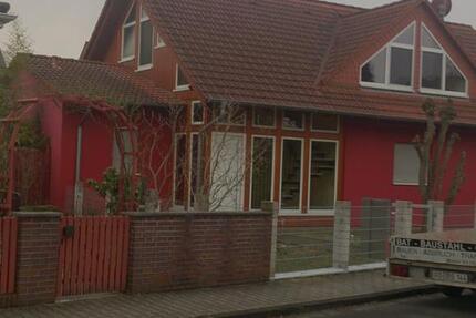 Haus Rödermark - 6.5 Zimmer, 200 m&sup2;, 2.000&euro; | Angebot:25408296