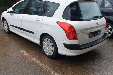 Peugeot 308 180.000 km 6.500 € Michelstadt 64720