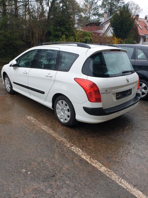 Peugeot 308 180.000 km 6.500 € Michelstadt 64720