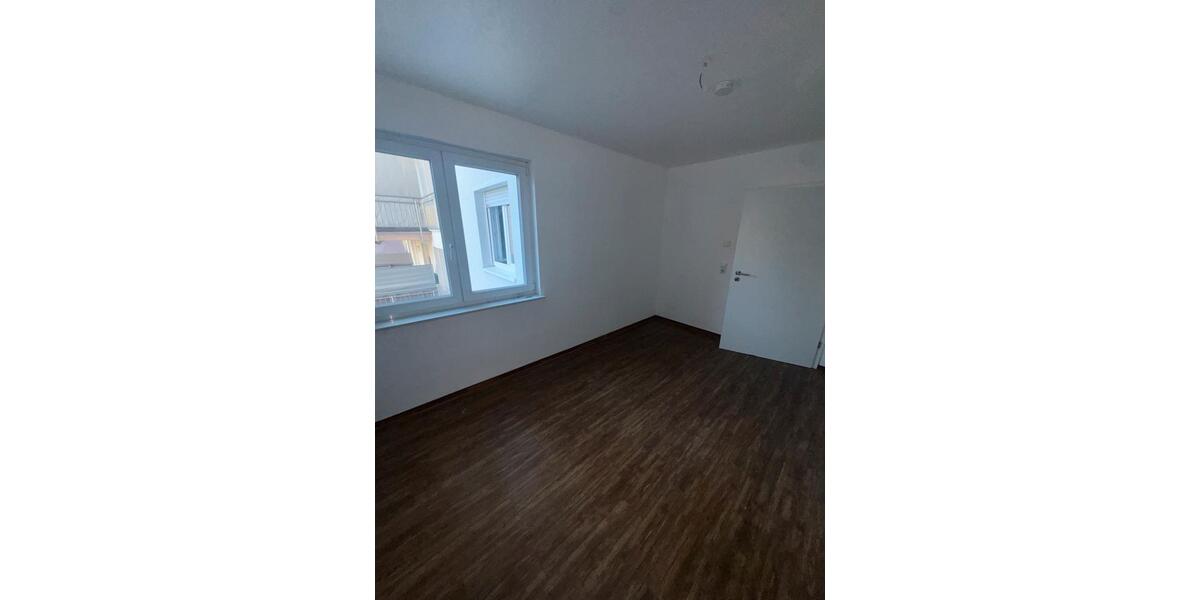 Etagenwohnung Bürstadt - 3 Zimmer, 90 m&sup2;, 1.170&euro; | Angebot:26511897