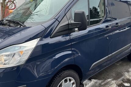 Ford Transit Custom 185.000 km 9.600 &euro; Frankfurt 60433