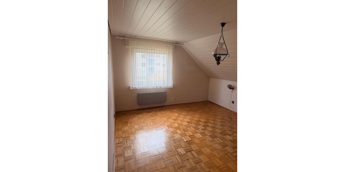 Einfamilienhaus Mainz Laubenheim - 8 Zimmer, 190 m&sup2;, 2.150&euro; | Angebot:25971340