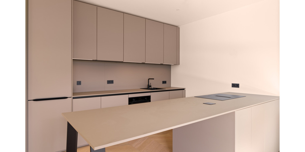 Etagenwohnung Frankfurt am Main Ostend - 2 Zimmer, 63 m&sup2;, 2.570&euro; | Angebot:24973535