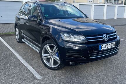 VW Touareg 214.732 km 15.500 € Offenbach am main 63069