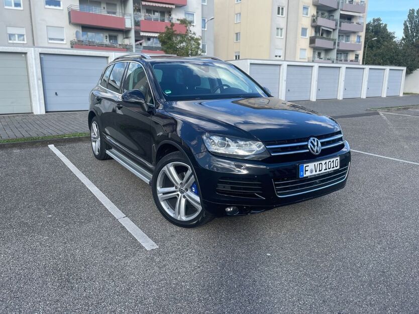 VW Touareg 214.732 km 15.500 € Offenbach am main 63069