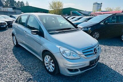 Mercedes B 180
