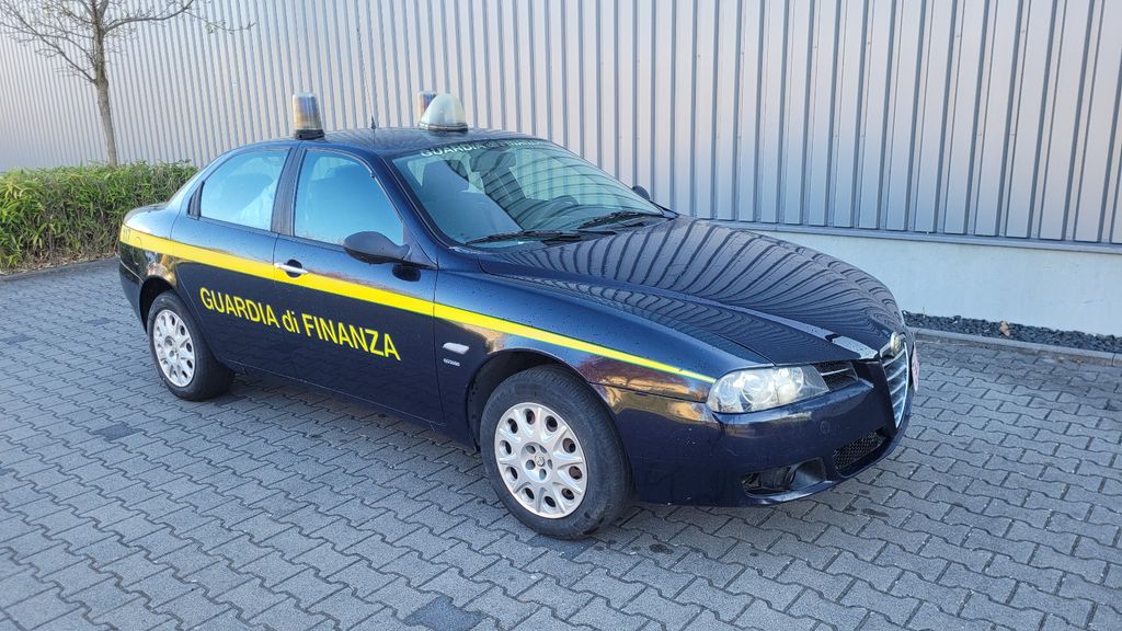Alfa Romeo 156 87.000 km 9.000 &euro; Darmstadt 64291
