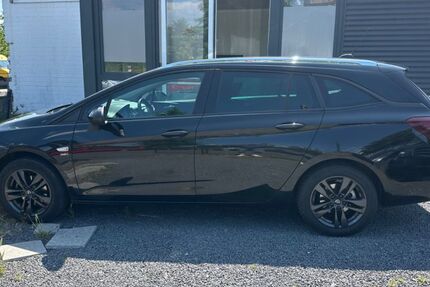 Opel Astra 33.363 km 13.300 &euro; Raunheim 65479
