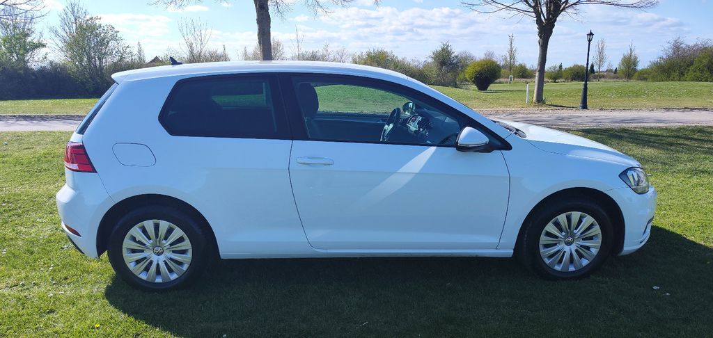 VW Golf 57.000 km 10.590 &euro; Riedstadt 64560