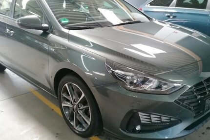 Hyundai i30 Trend Mild-Hybrid 91.000 km 12.790 € Gernsheim 64579