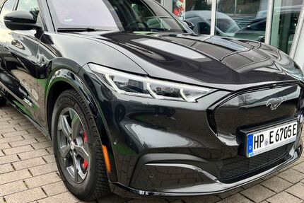 Ford Mustang Mach-E 15.000 km 43.390 € Heppenheim 64646