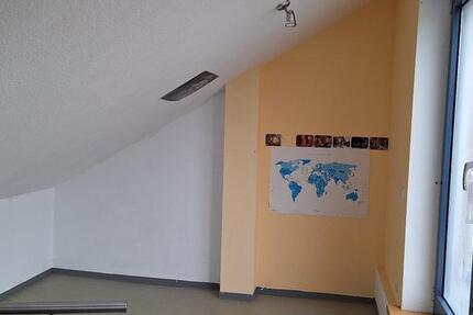 Schöne helle 3 Zimmer Maisonette Wohnung in zentraler Lage 3 zimmer