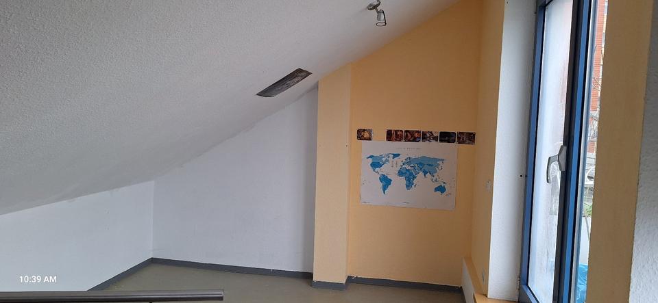 Schöne helle 3 Zimmer Maisonette Wohnung in zentraler Lage 3 zimmer