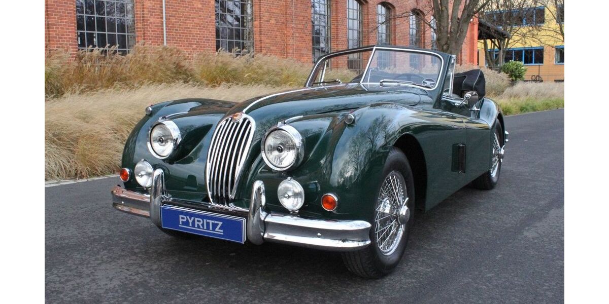 Jaguar XK 3.000 km 149.900 &euro; Frankfurt 60386