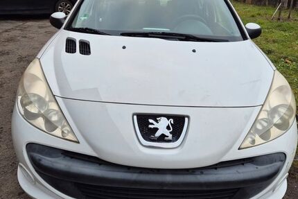 Peugeot 206 138.423 km 1.550 &euro; Dietzenbach 63128