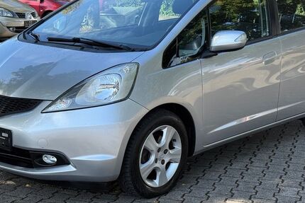 Honda Jazz 162.732 km 3.999 € Rüsselsheim 65428
