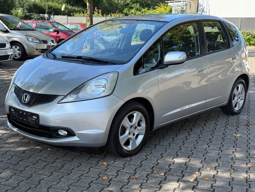Honda Jazz 162.732 km 3.999 € Rüsselsheim 65428