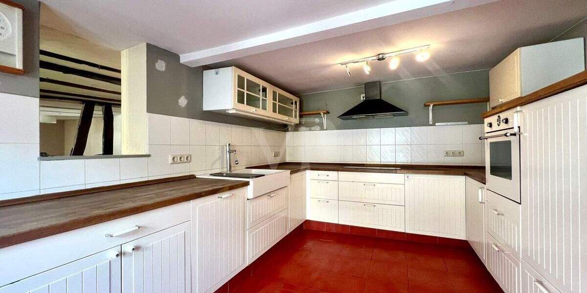 Mehrfamilienhaus, Wohnhaus Hofheim am Taunus Wallau - 7 Zimmer, 206 m&sup2;, 390.000&euro; | Angebot:25682192