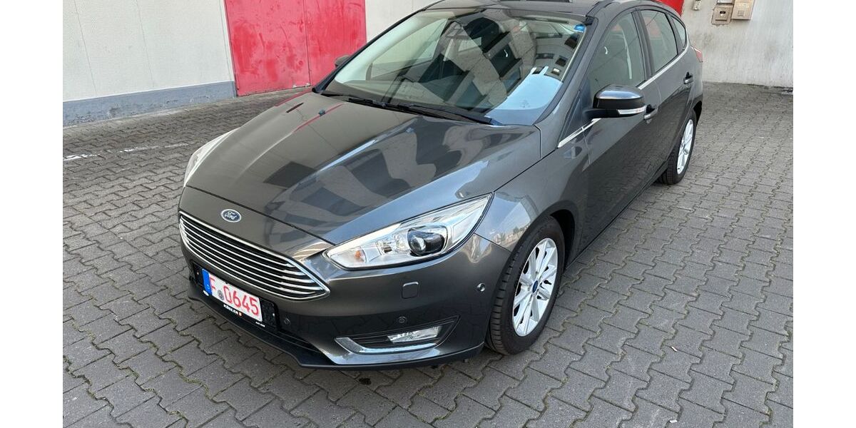 Ford Focus 59.896 km 8.800 &euro; Frankfurt/Main 65933